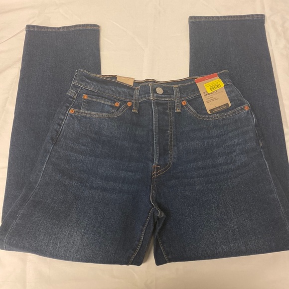 Levi’s High-Waisted Straight Leg Jeans - Picture 2 of 9